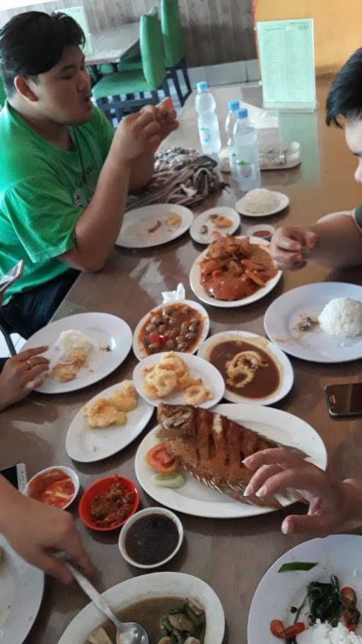 Seafood Sederhana 88 10