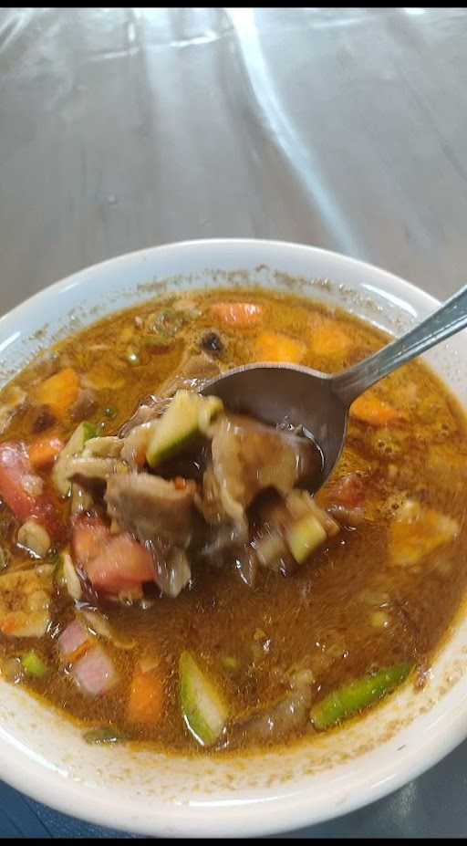 Soto Tangkar Daging Sapi 3