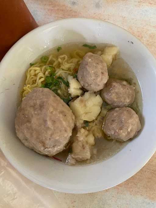 Warung Bakso Mas Rohim Perempatan Pasar Kemis 3