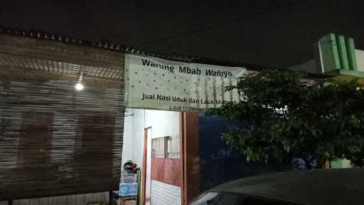 Warung Nasi Uduk Mbah Waluyo 4