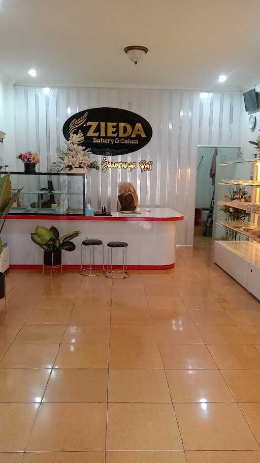 Zieda Bakery Roti Kendal 2