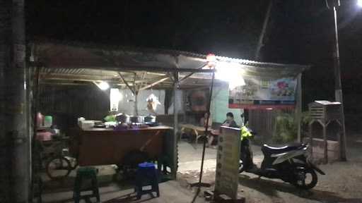 Warung Lontong Tahu Bu Tugirah 10