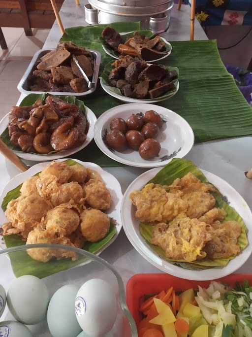 Nasi Gandul Mbak Mella Ngehit'S 1