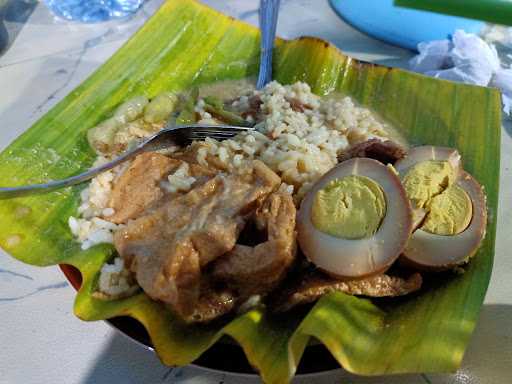 Nasi Gandul Semur Lodeh Bu Bayan 10