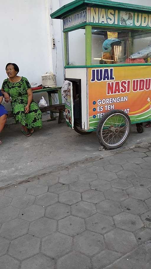 Nasi Uduk Teh Omi 1