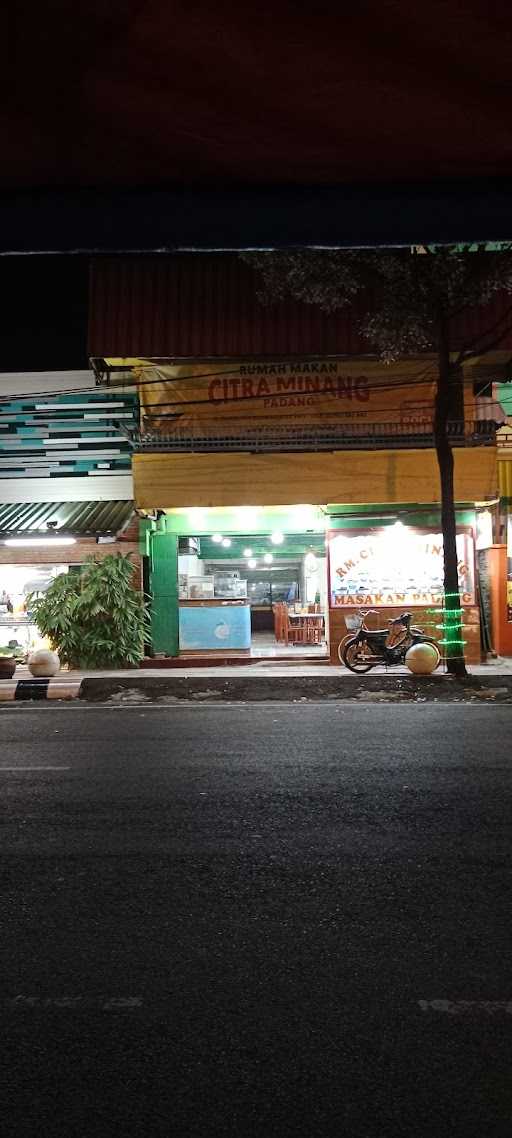 Rumah Makan Citra Minang 8