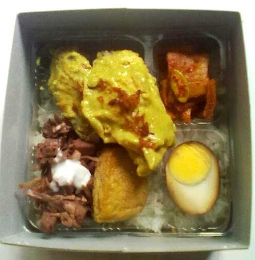 Soto Dan Gudeg Pak Andik 3