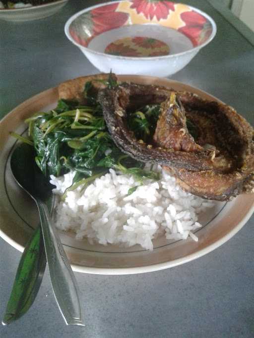 Warung Makan Bu Giono 4