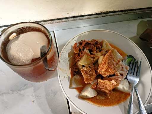 Warung Makan Bu Ngapiyah 4