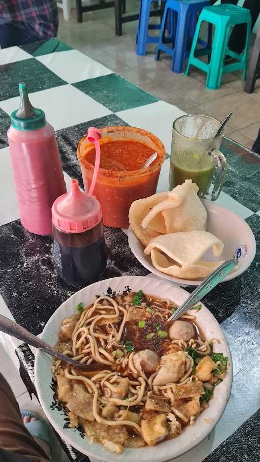 Mie Kopyok Stasiun 5