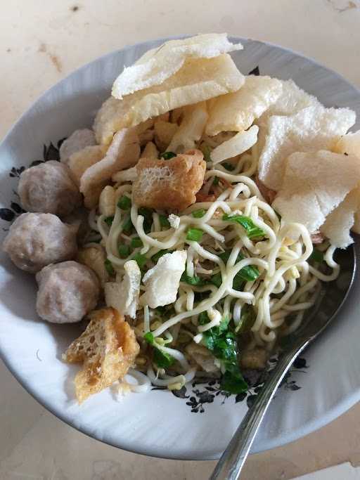 Mie Kopyok Stasiun 2