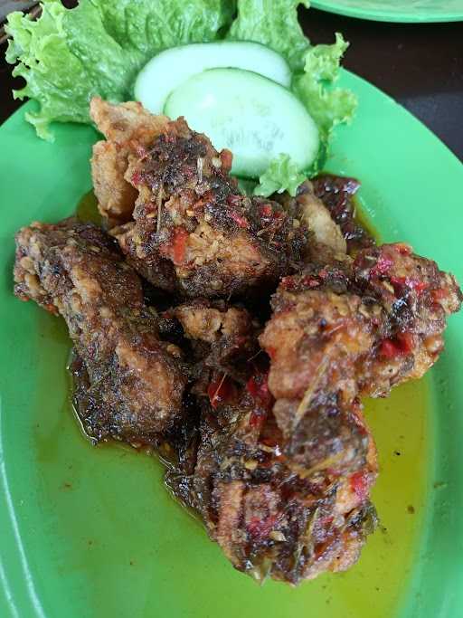 Restoran Ayam Remuk Pak Tisto 10