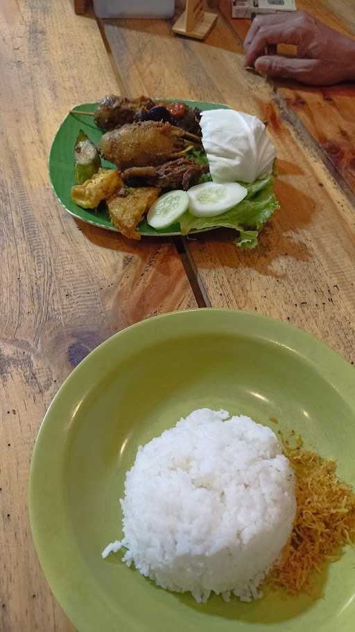 Pecel Lele Poko E Melu 8