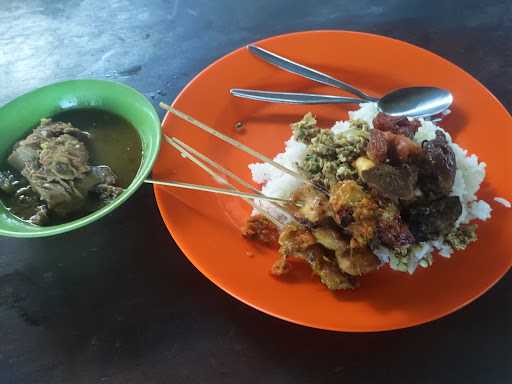 Lawar Bali Sate Babi 3