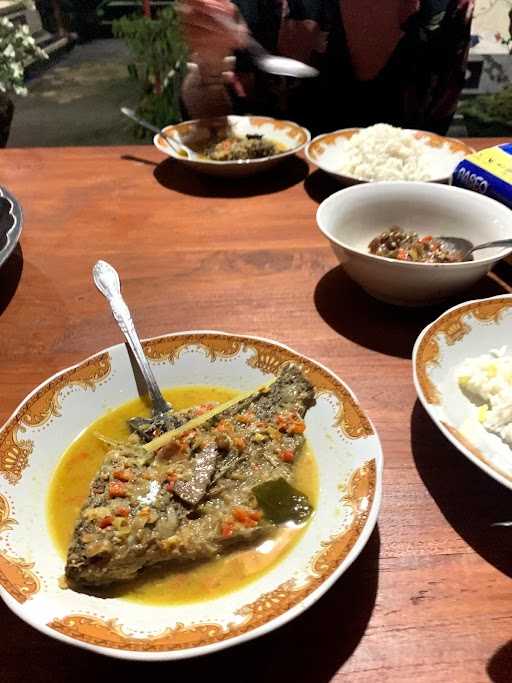 Warung Makan Men Tinggun 8