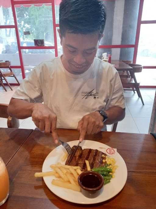 Holycow! Steakhouse By Chef Afit 4