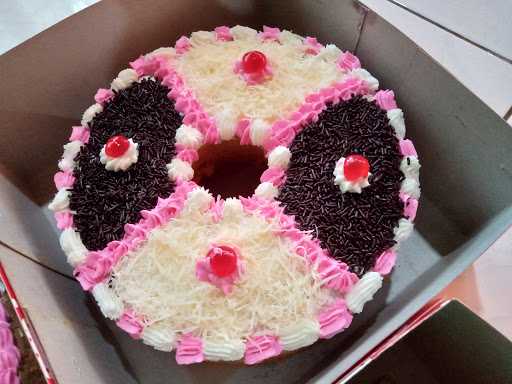 Fitria House Cake 3