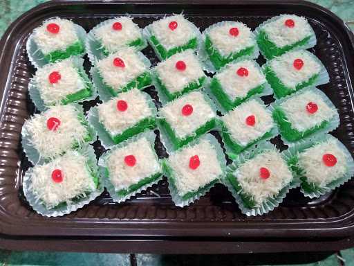 Fitria House Cake 5