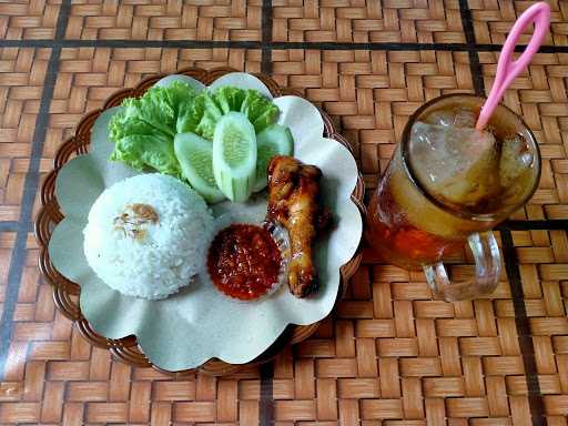 Dapur Azka Sop & Bakso Balungan 7