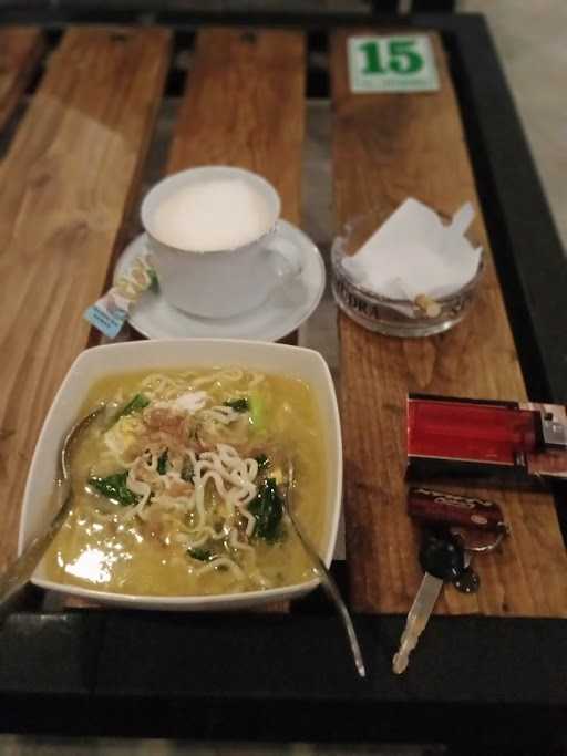 Pondok Daun Cafe 10