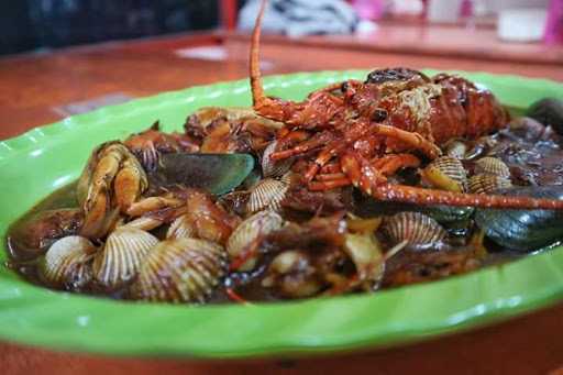 Dzulfira Seafood Pedan Klaten 1