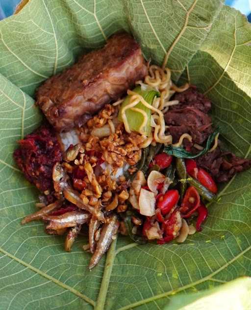 Gudeg & Pecel Pincuk Dong Jati Pedan 1