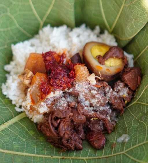 Gudeg & Pecel Pincuk Dong Jati Pedan 4