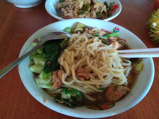 Mie Ayam Bakso Dol Makam 1