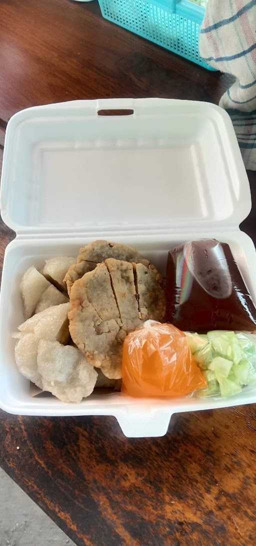 Pempek Palembang Cia 1