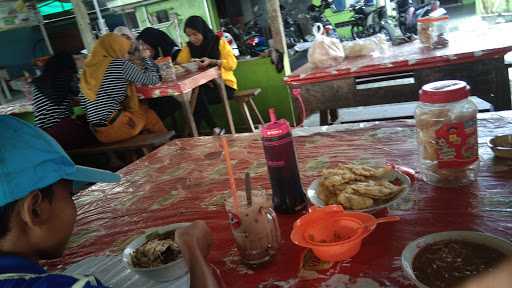 Warung Soto Mbok Geger Geneng 9