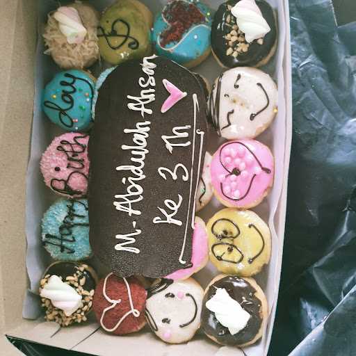 Zahira Donuts 10