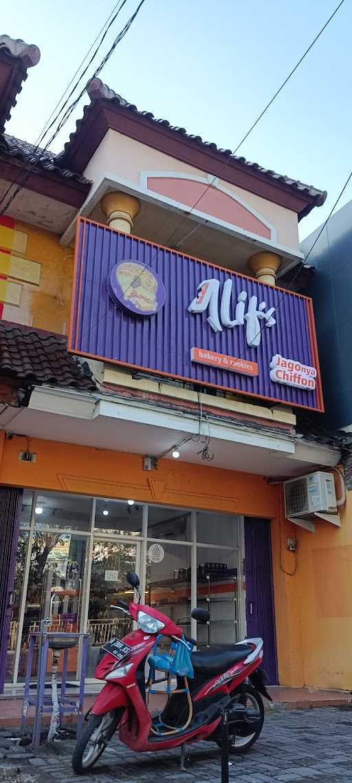 Alif'S Bakery Semarang 6