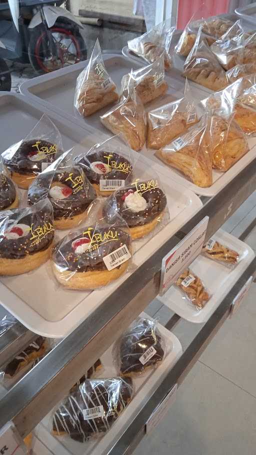 Ibuku Bakery Tlogosari Semarang 5