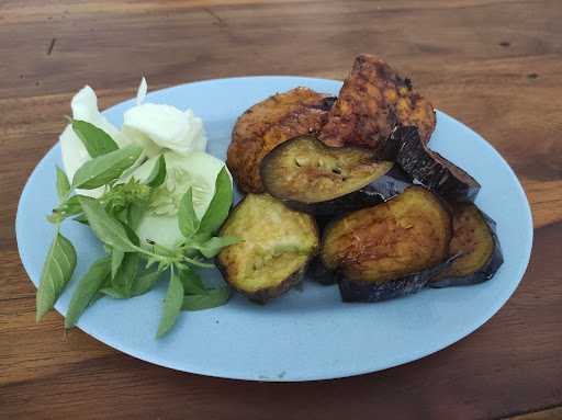 Ayam Penyet Bu Sri Gemah Raya 6