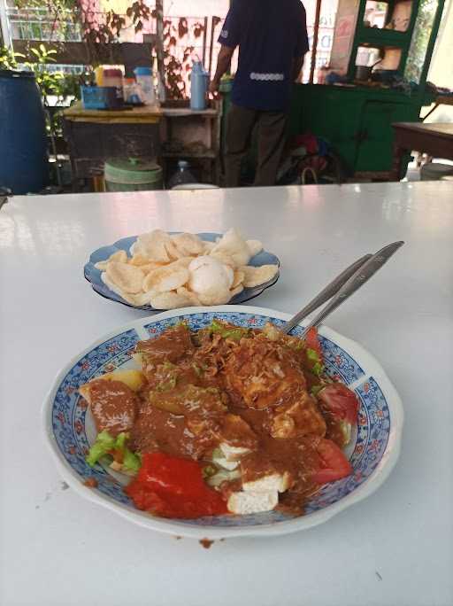 Gado Gado Bu Yatmi 5