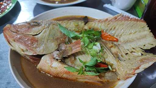 Gulai Kepala Ikan Pak Untung 6