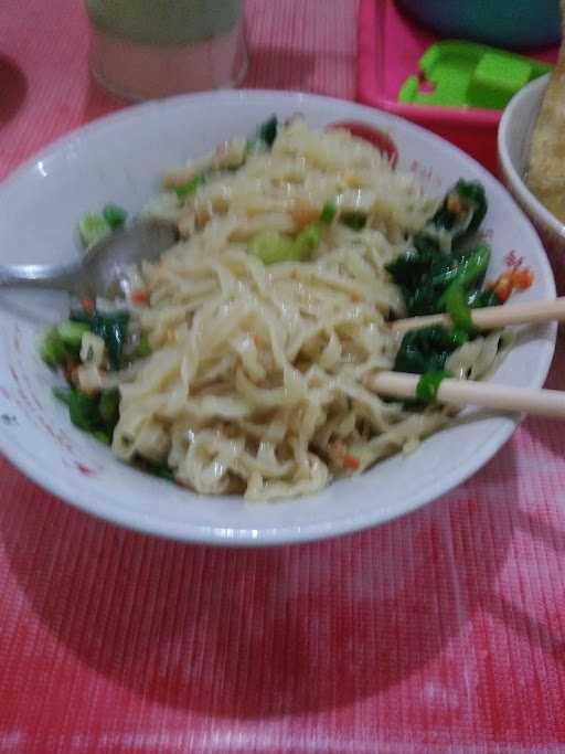 Mie Ayam Pak Min 9