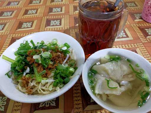 Mie Ayam Pak Min 2