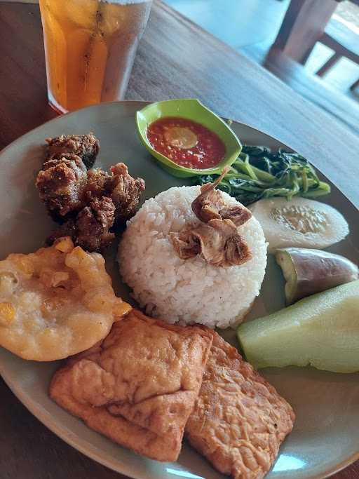 Nasi Tempong Podomoro 10