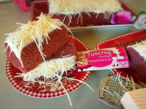 Fuschia Kitchen 10