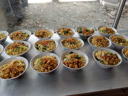 Mie Ayam Dan Bakso Mahardika 2