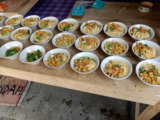 Mie Ayam Dan Bakso Mahardika 1