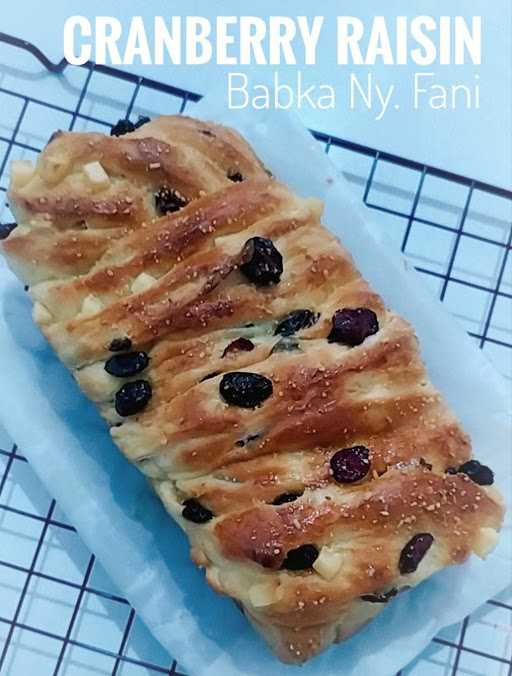 Babka Ny. Fani 7