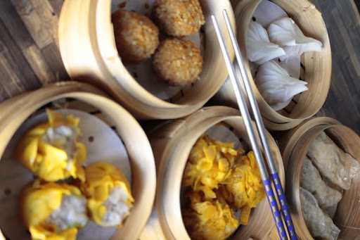 Dimsum Dimskuy - Jalan Gudang 8