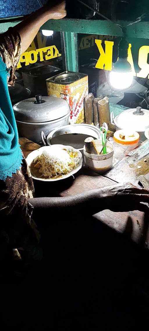 Bubur Sop Ayam M. Kapi 10