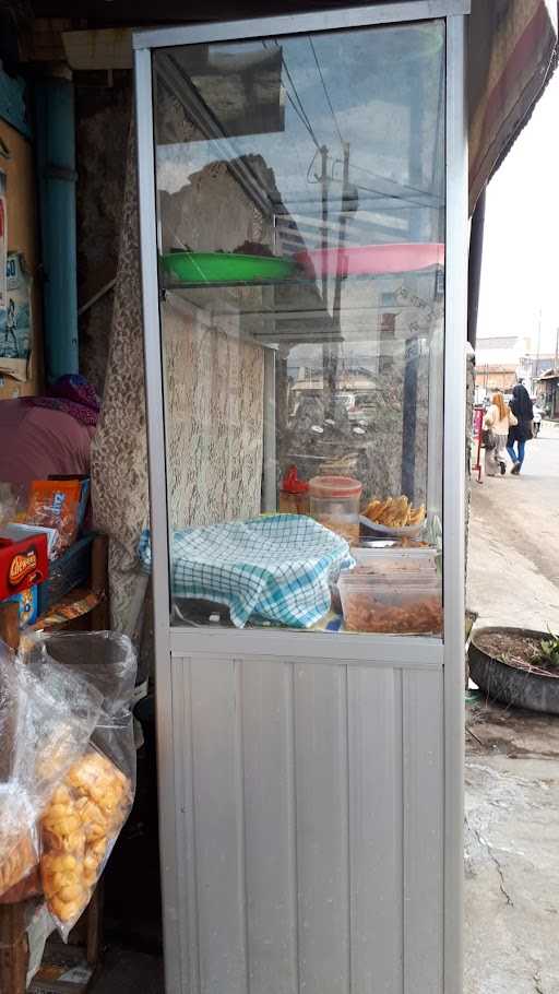 Warung Nasi Ibu Mila (Mela) 2