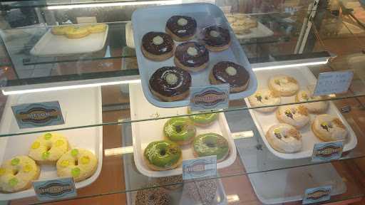 Donat Madu Cihanjuang Cabang Plara 1