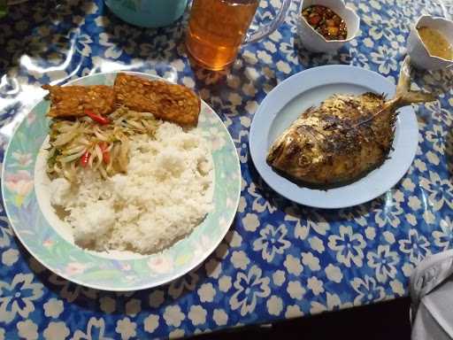 Warung Nasi Geksor 4