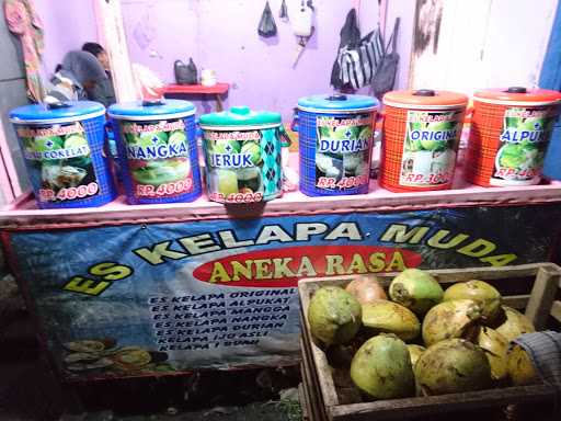 Es Kelapa Muda Aneka Rasa 3