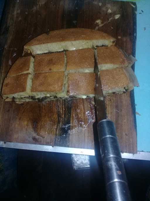 Martabak Riyanti Echy 6